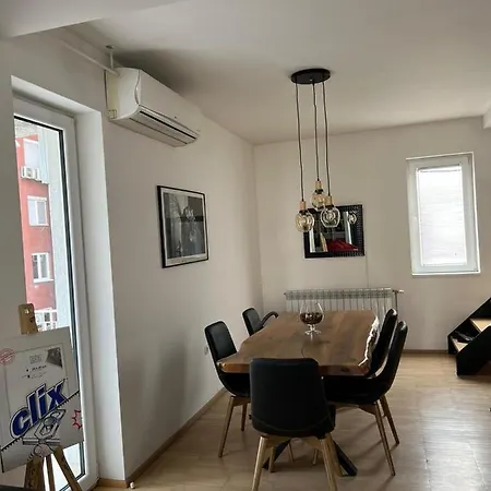 Modern In Скопье